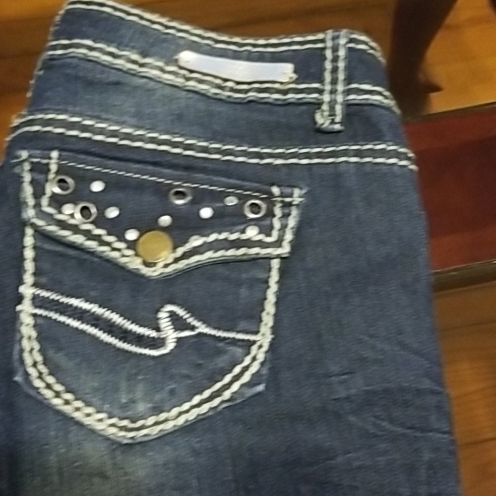 Jeans - Picture 3 of 5